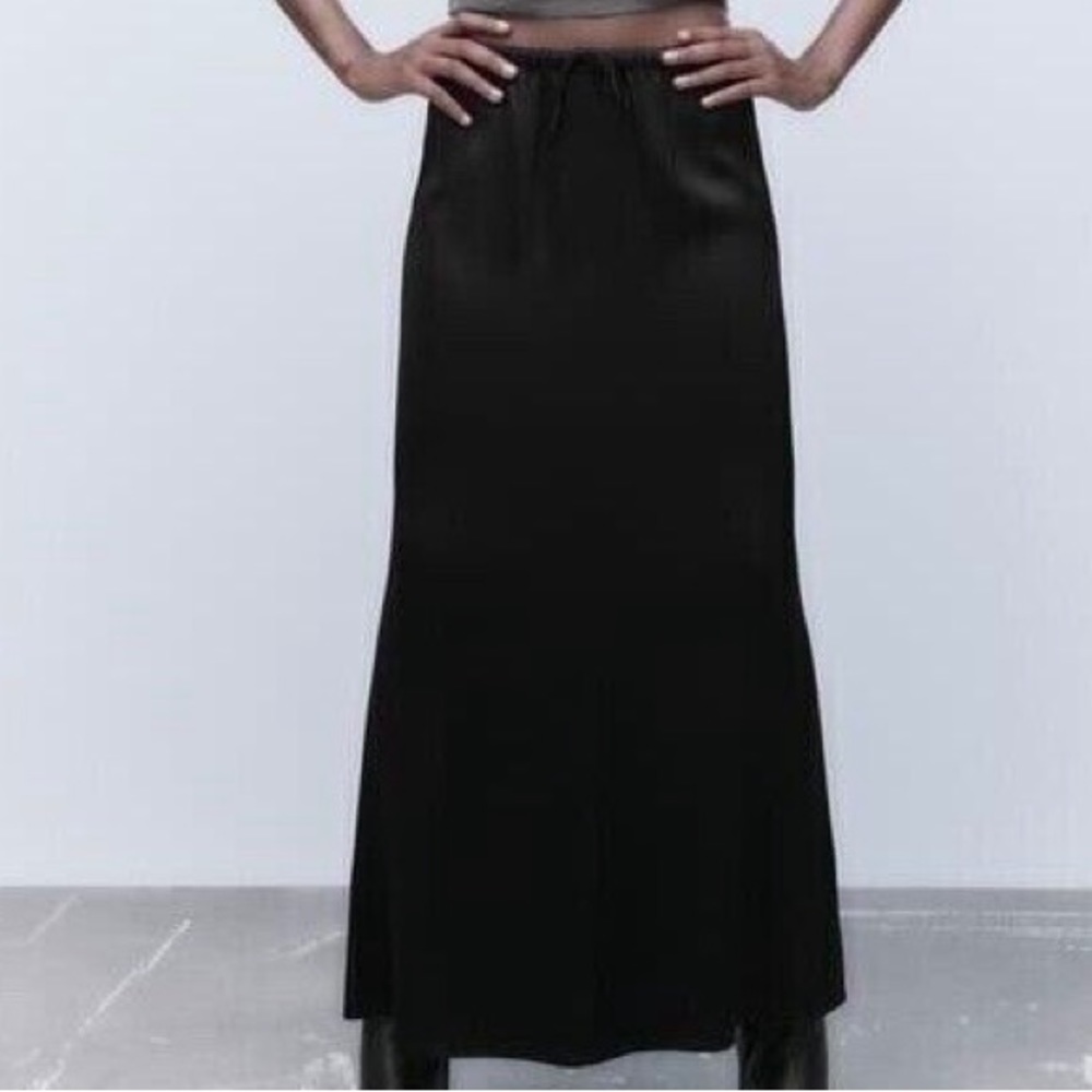 Zara Satin Effect Draw String Midi Skirt